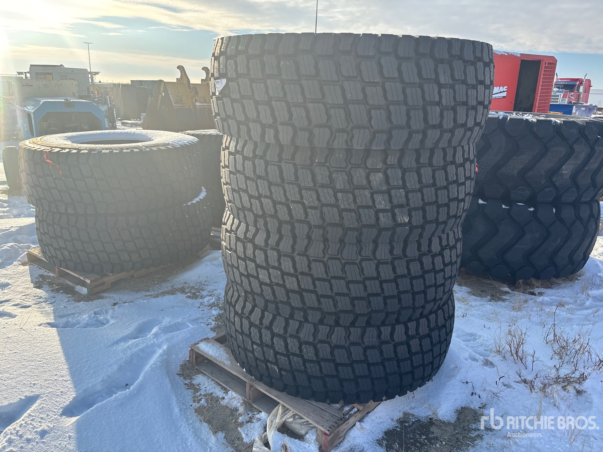 Quantity of (4) Snowmaster 17.5R25 Radial Tires (Unused)