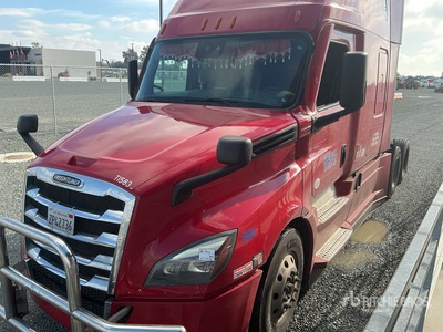 2022 Freightliner Cascadia 126 T/A Sleeper Truck Tractor