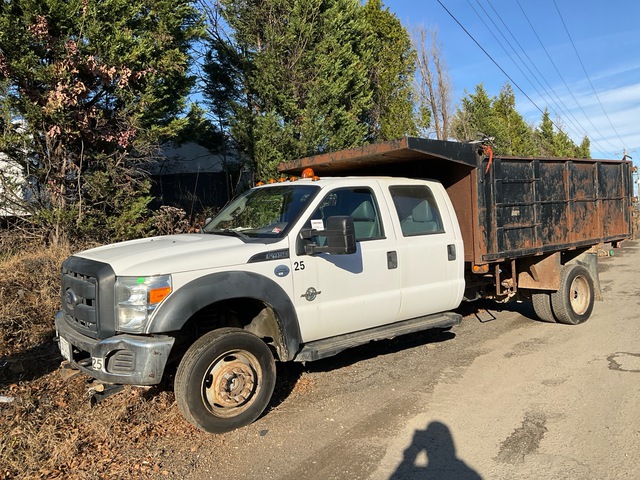 2013 Ford F-450 XL 4x4 Crew Cab Dump Truck