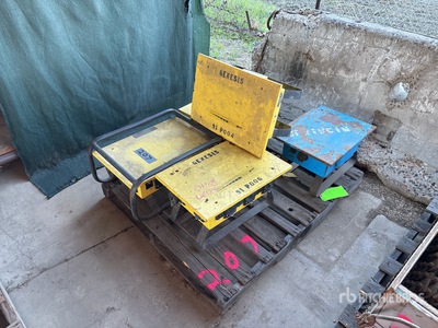 Quantity of (5) Spider Boxes