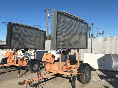 2014 Precision Solar Controls SMC4000 Solar Message Board