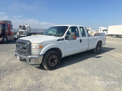 2015 Ford F-250 4x2 Extended Cab Pickup