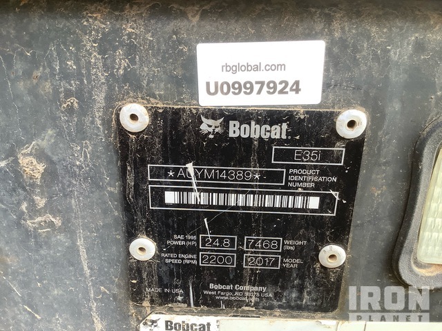 EXCAVADORA 2017 BOBCAT E35I