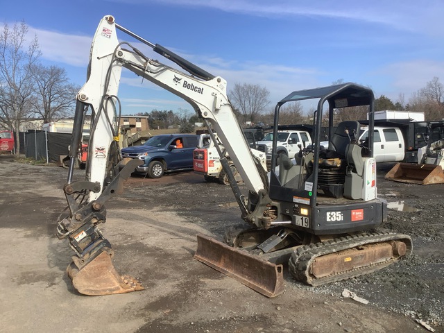 2017 Bobcat E35I Mini Excavator
