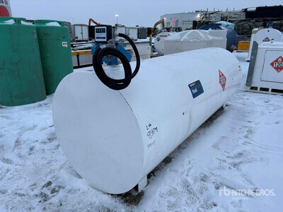 Westeel 4400 L Steel Fuel Tank