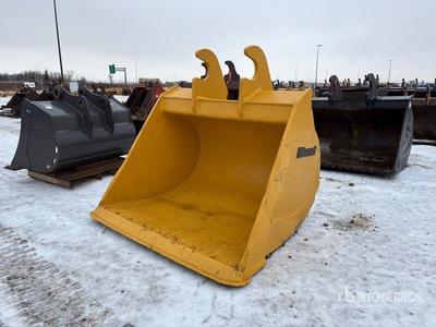 Brandt 66 in Q/C Cleanup Excavator Bucket