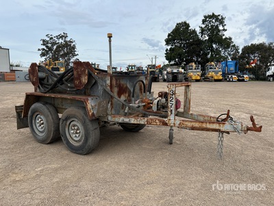 2004 SprayCraft Bogie/A 1000 L Chemical Applicator Trailer