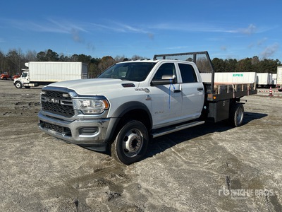 2019 Ram 5500 4x4 Crew Cab Camión Caja Abierta