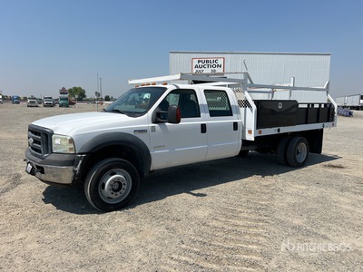 2007 Ford F-550 XL 4x4 Crew Cab Flatbed Truck