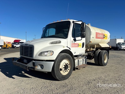 2017 Freightliner M2 106 2000 GAL Water Truck