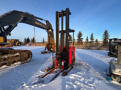 1998 Raymond EASI R45 4500 lb Reach Truck