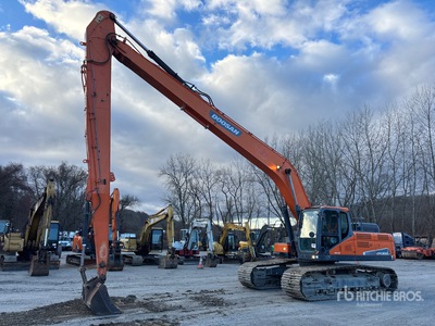 2019 Doosan DX300LC-5 Long Reach حفارة بجنزير