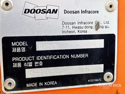 2013 Doosan DX210W Wiel graafmachine