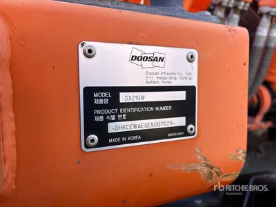 2015 Doosan DX210W Wheel Excavator