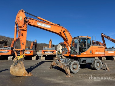 2015 Doosan DX210W Wheel Excavator