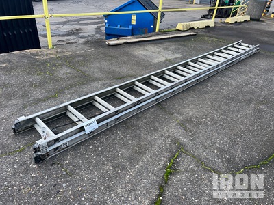 2016 Louisville 32 ft Aluminum Extension Ladder