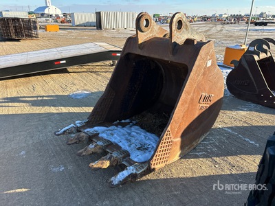 CWS 54 in Digging Excavator Bucket