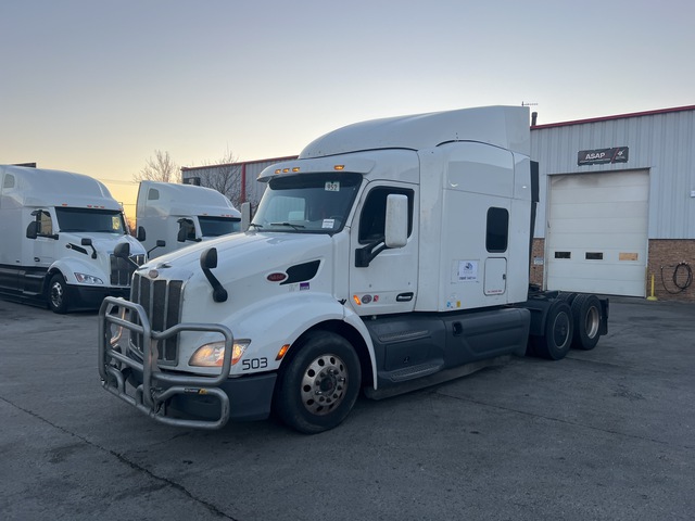 2019 Peterbilt 579 6x4 T/A Sleeper Truck Tractor
