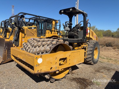 2015 Cat CP56B Padfoot Drum Compactor