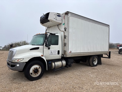 2016 International 4300 4x2 Refrigerated Truck