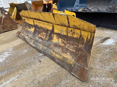Cat 144 in Hydraulic Angle Dozer - Fits Cat 966D