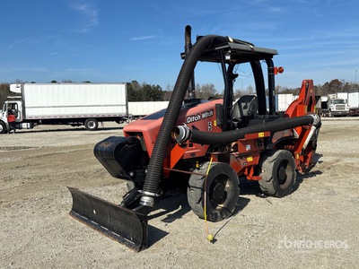 2021 Ditch Witch RT80 4x4 Scavatrincea
