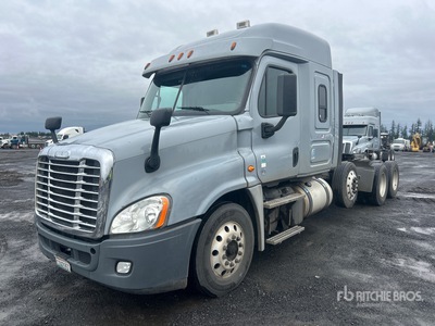 2015 Freightliner Cascadia 125 8x4 Tri/A Sleeper Truck Tractor