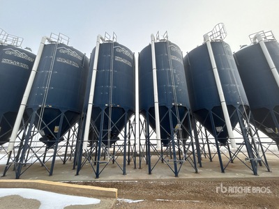 Quantity of (2) Optimum 4 Ring Smooth Wall Hopper Grain Bin