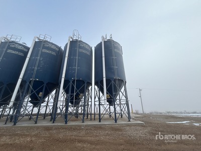 Quantity of (2) Optimum 4 Ring Smooth Wall Hopper Grain Bin