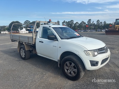 2011 Mitsubishi Triton 4x2 Pickup