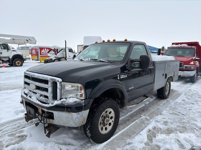 2005 Ford F-250 XL 4x4 Camion utilitaire