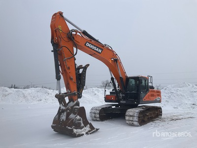 2022 Doosan DX350LC-7 Tracked Excavator