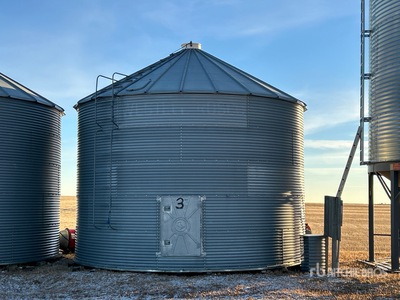 Westeel-Rosco +/- 3300 bu 5 Ring Grain Bin