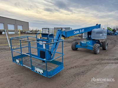 2007 Genie S-45 4WD Diesel Telescopic Boom Lift