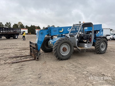 2013 Genie GTH-844 Telehandler