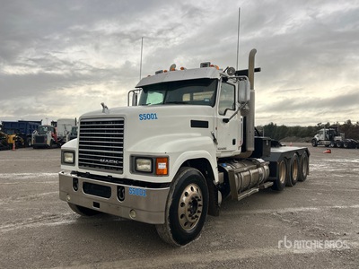 2012 Mack CHU613 8x4 Winch Truck