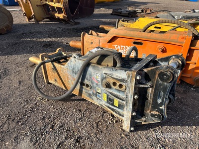 2019 Cat H115GCS ブレーカー