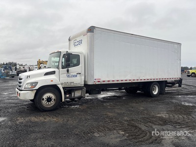 2015 Hino 258 4x2 Van Truck