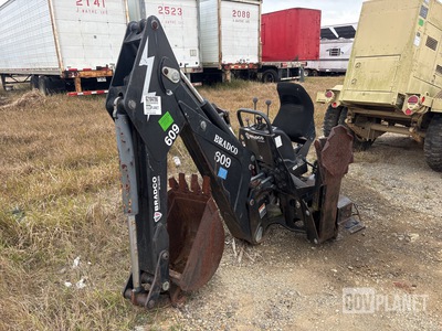 Bradco 609 مرفق الحفارة الخلفية