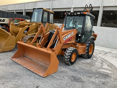 2008 Case 580SM-3 4x4 Retroexcavadora / Graaflaadmachine
