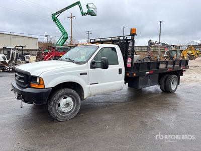2000 Ford F-550 XL 4x2 Flatbed Truck