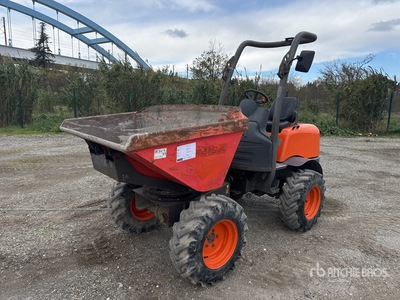 2014 Ausa D150AHG 1.5 t 4x4 Swivel Motobasculeur dumper