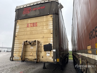 2007 Schmitz Cargobull AG S01 Curtain Side Trailer
