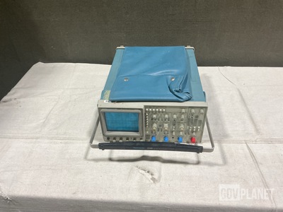 (8) Tektronix 2246 Oscilloscopes