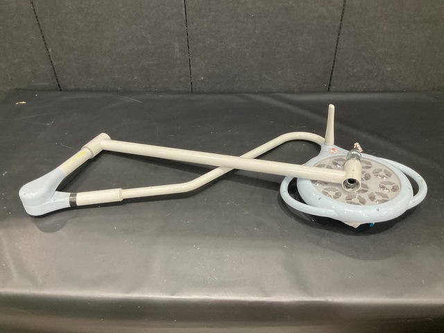 Steris Harmony LED385 Surgical Light