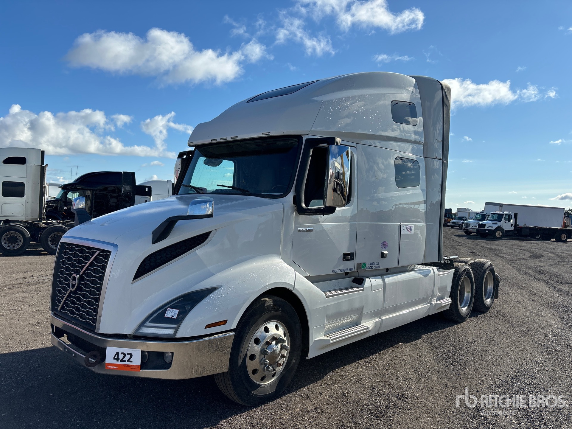 2020 Volvo VNL 6x4 تراكتور شاحنة كابينة النوم (ثنائية المحور)