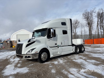 2020 Volvo VNL 6x4 T/A Sleeper Truck Tractor