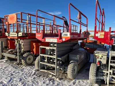 2000 MEC 3768ES Electric Scissor Lift