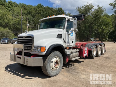 2004 Mack CV713 Granite 8x4 Roll-Off Truck
