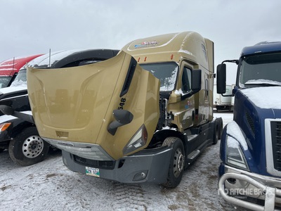 2019 Freightliner Cascadia 116 6x4 Cabeza Tractora Cabina Dormitorio (Inoperable)